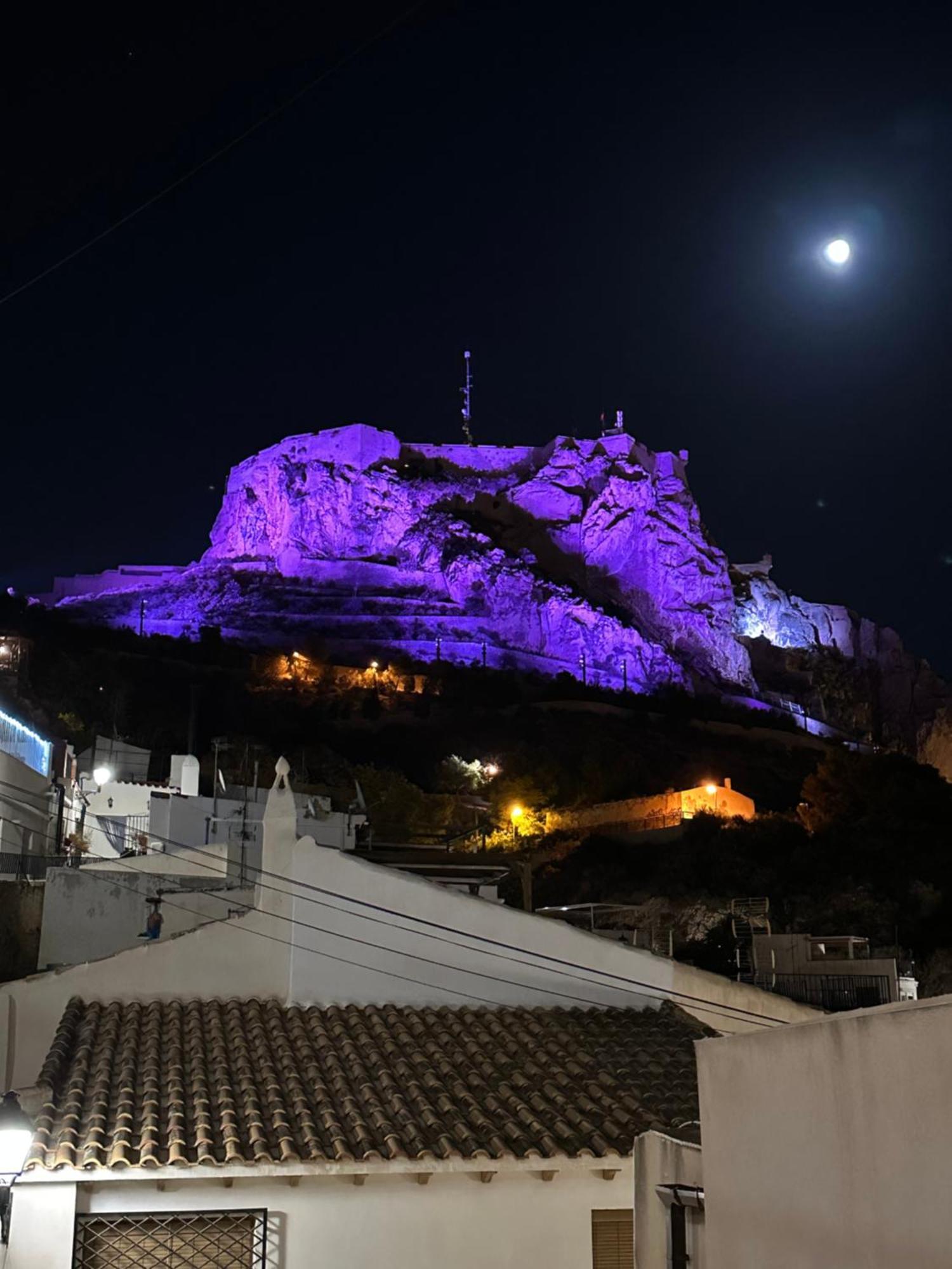 Nuevo Casco Antiguo, Playa Y Castillo Alicante Exteriér fotografie